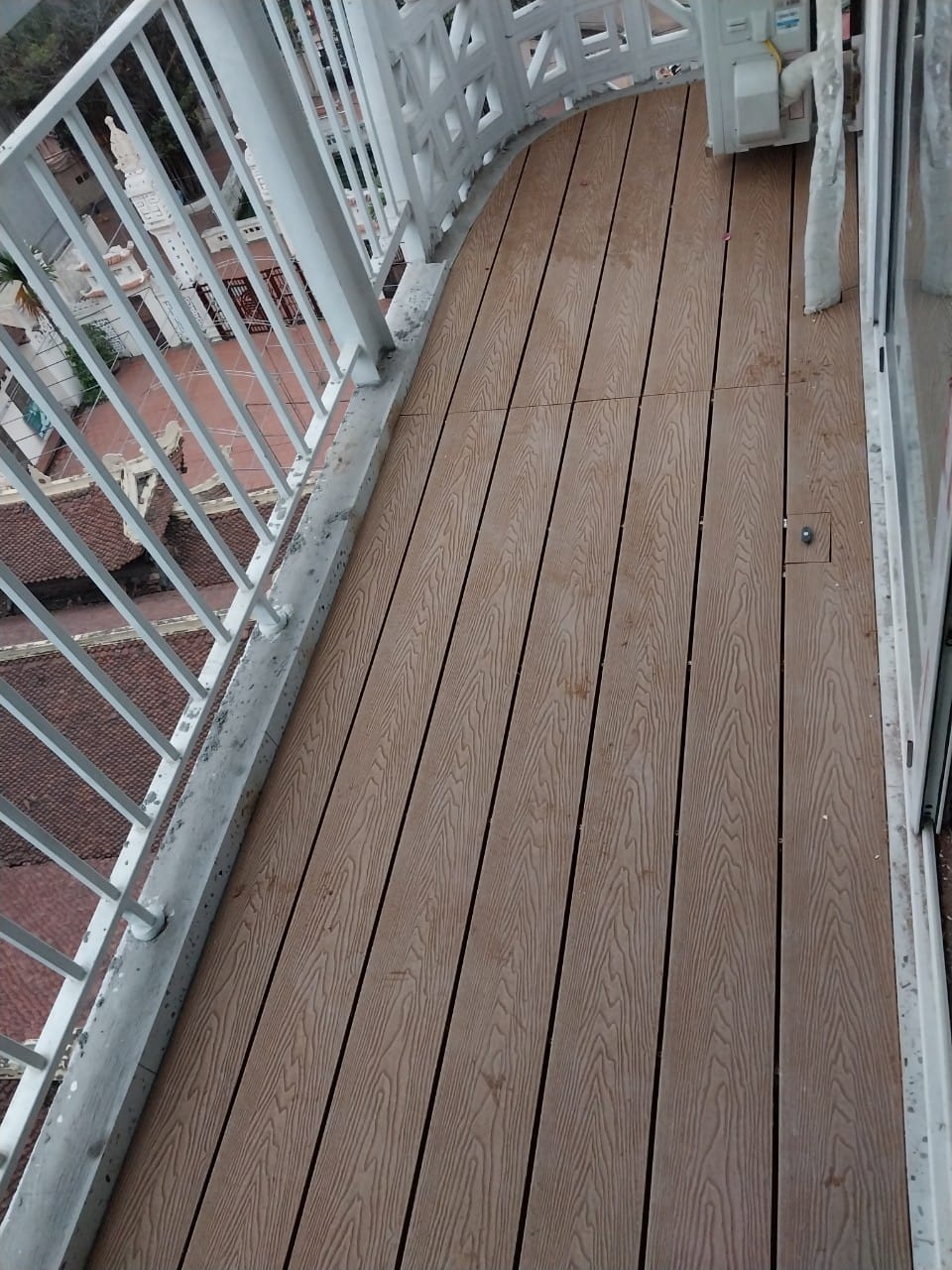 Ảnh Sàn Ngoài Trời 2023