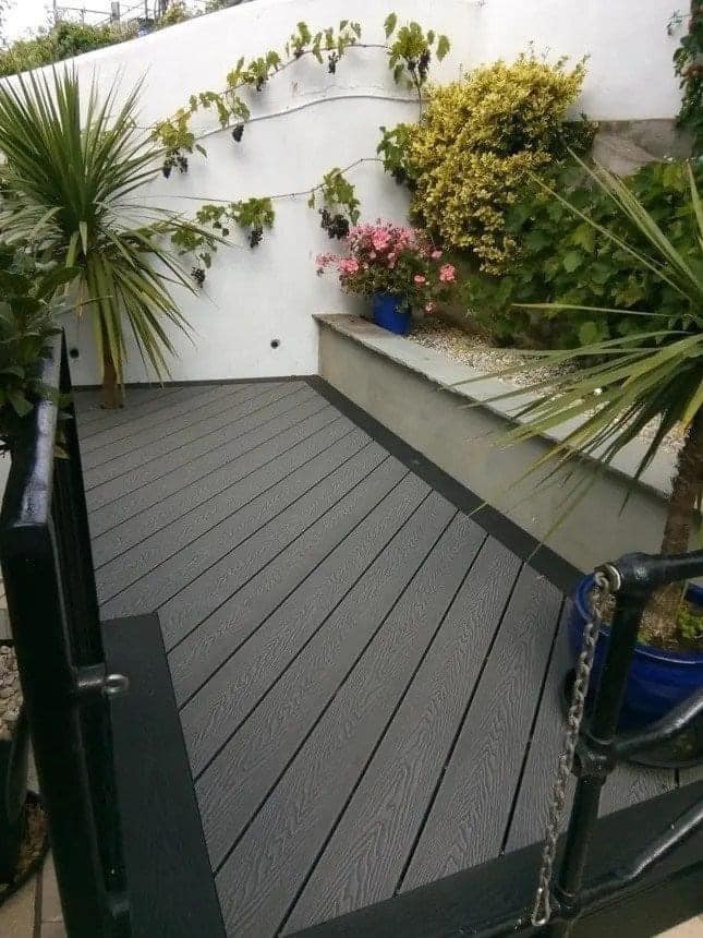 Ảnh Sàn Gỗ Nhựa Ngoài Trời 2023