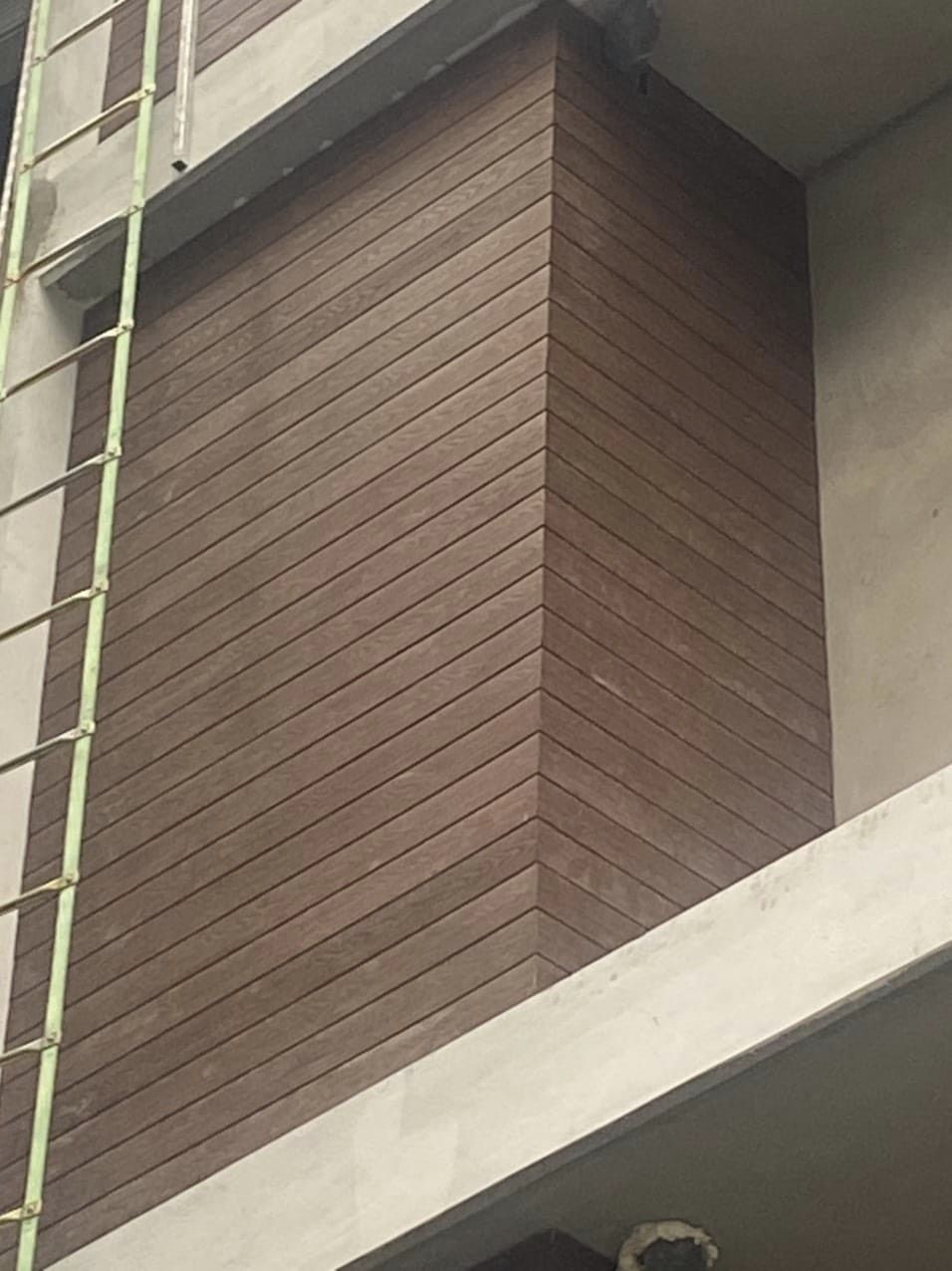 Tấm Ốp Tường Ngoài Trời 2023