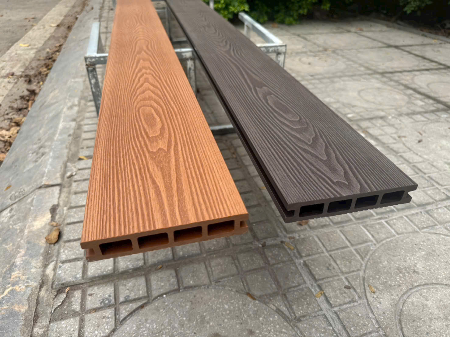 sàn gỗ nhựa ngoài trời vân 3d dày 2cm