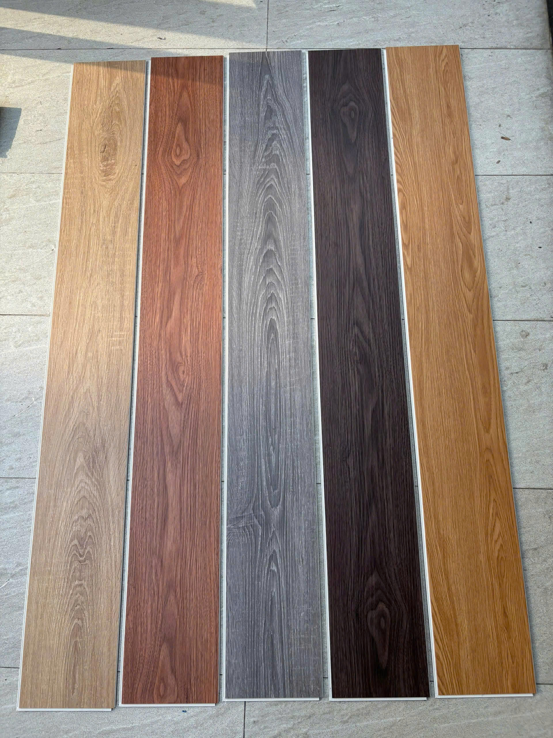 Sàn nhựa hèm khóa Dokywood